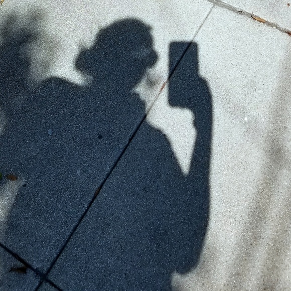 Meet your Posher, Erica - Picture 2 of 9